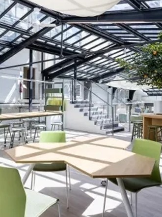 Photo of the Paris Vellefaux campus of INSEEC business school